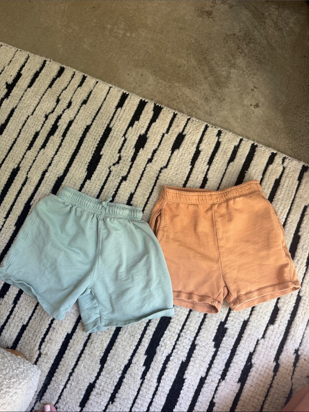 Zara kids Casual Waist Shorts set- Mint and tan